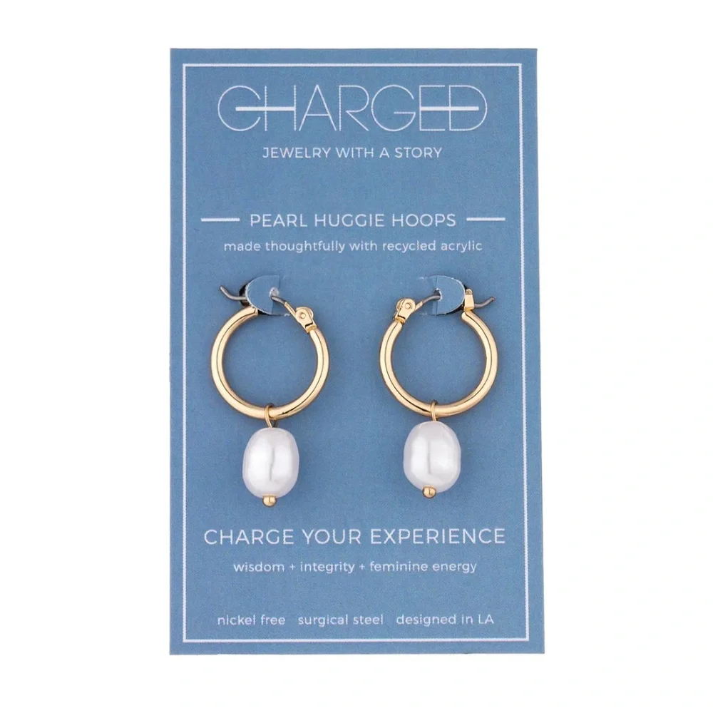 🆕 Gold Tone Removable Acrylic Pearl Huggie Earrings